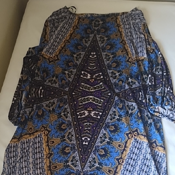 Emma & Michele Floral Blue Blouse - Picture 1 of 4